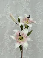 Artificial lily flower by Fleuristic with light purple petals and detailed floral structure on a neutral background.